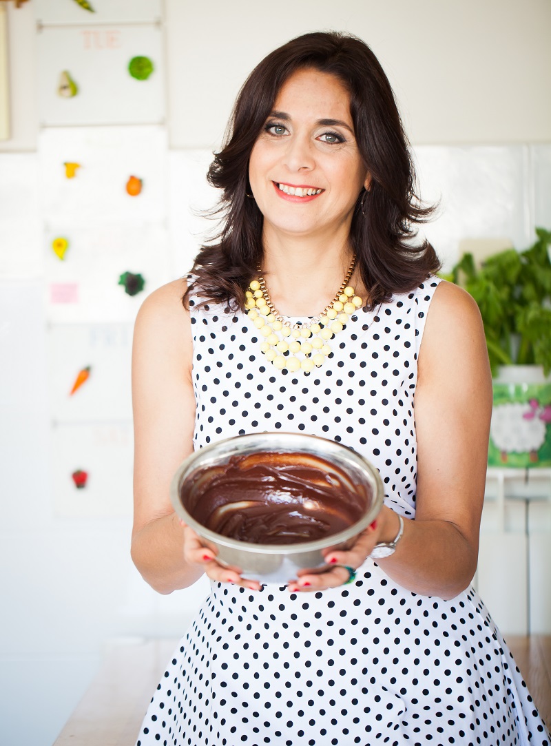 ayelet_with _chocolate